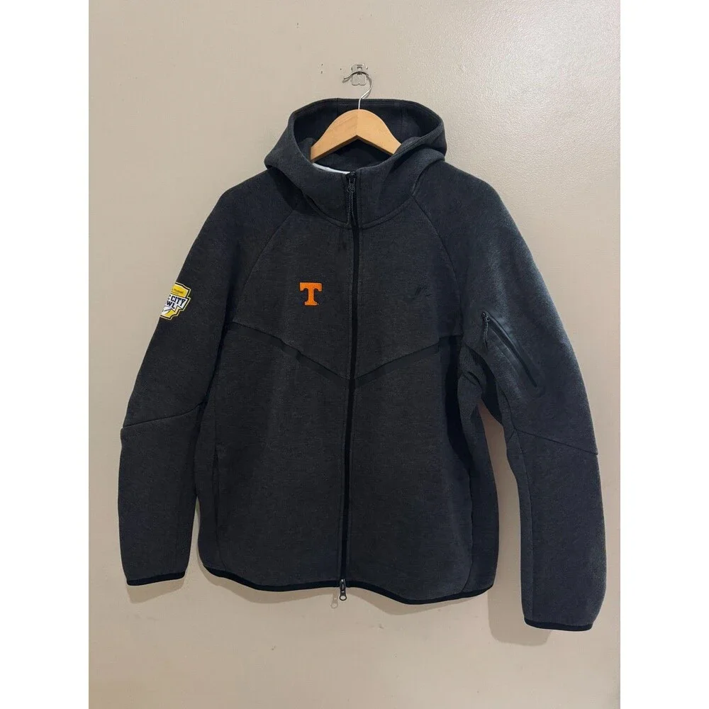 Nike Tennessee Volunteers Team Issue Music Bowl Tech Fleece Windrunner Jacket XL